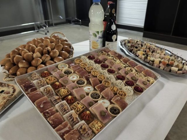 Buffet pour le self-défense